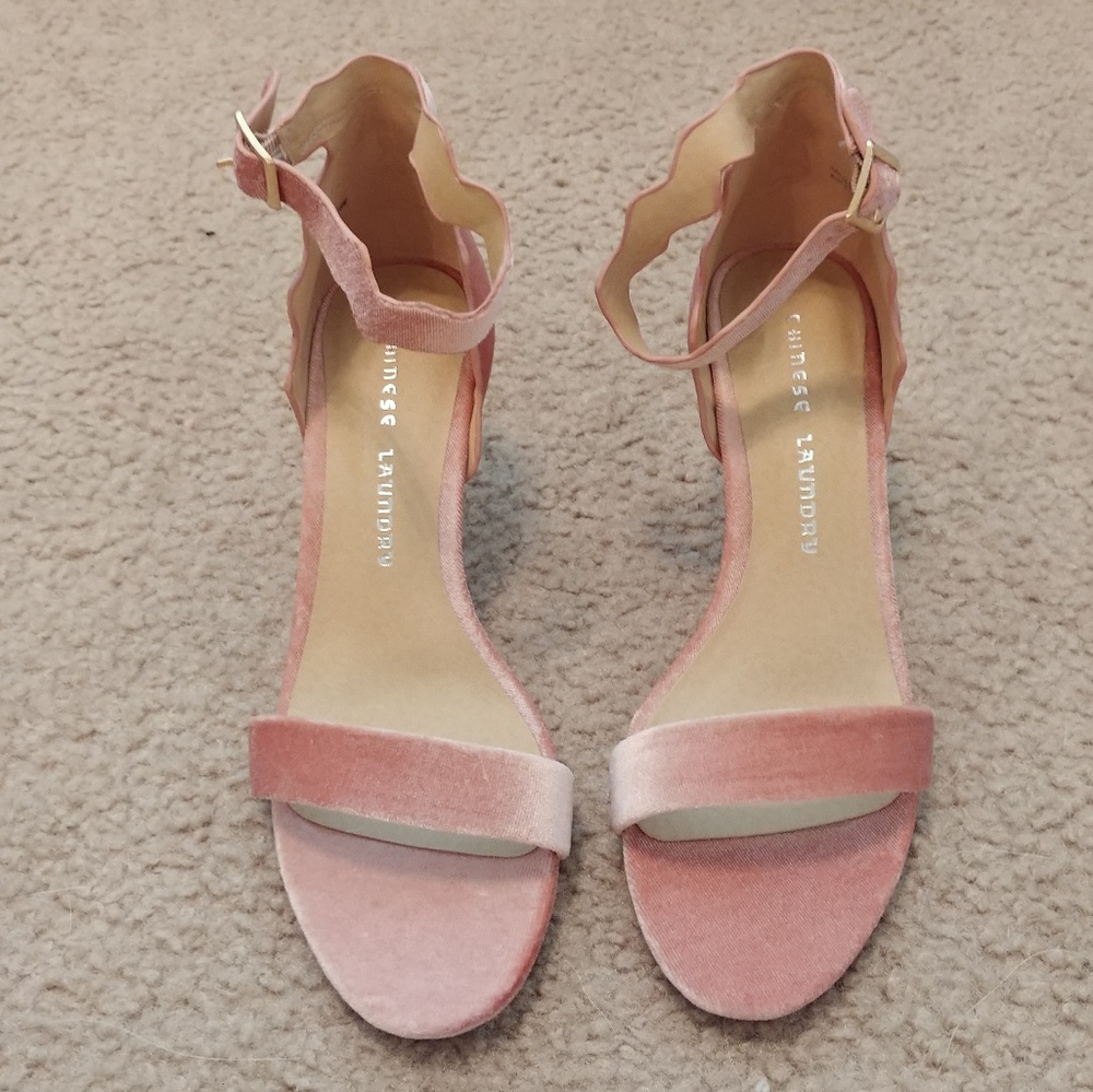 Chinese Laundry pink velvet heels